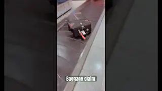 Airport Baggage Claim #viralvideo #travel #airplane #trending #airport #flight #youtube #shorts #fyp