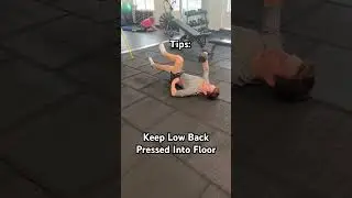 Deadbug with floor press - challenge your core with contralateral movement