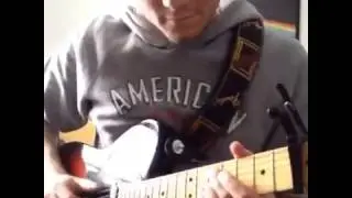 Unbelievable! Fastest guitar shredding ever