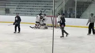 #hockey #goalie #goaliesaves #youthhockey #goalielife #goaliemode @hockeybrothers6782