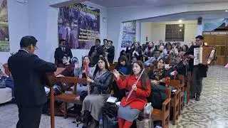 IMPP - Coro Arica Norte cantando la alabanza 