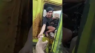 Met a DT operator friend asking for a cigarette
