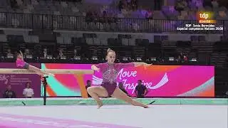 Asia D'Amato. 2025 World Championships. AA. FX