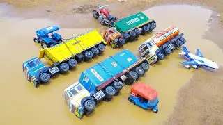 TATA Container Oil Tanker Tipper Accident Pulling Out Rickshaw Airplane Bullet Bike Tractor ? CSToy
