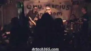Chicken , The Marius Band