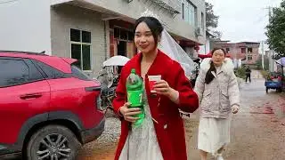 从前眼前人是心上人，以后心上人是枕边人☞囍☜祝我的粉丝崔青小美女新婚快乐永结同心，白头偕老，早生贵子#愿每个女孩都能嫁给爱情 #纪实婚礼摄影 #实拍婚礼现场 #周田万年情婚礼策划#周田婚庆