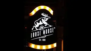 Y.Z. Streets in Toronto.(Bars, restaurants).Front Street (Loose Moose Rest.) King St W.