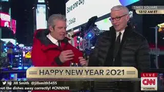 Andy Cohen Blasts NYC Mayor Bill de Blasio During New Year&rsquo;s Eve Coverage  &lsquo;Get It Together&rsquo;