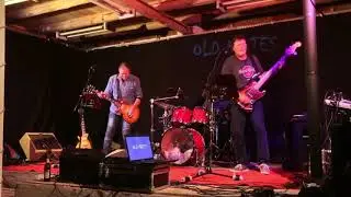 Old Mates - I'm walking