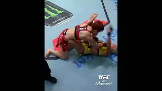 Она уронила её!! 😳 #ufcvegas113
