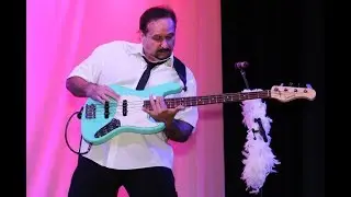Paul Lee at Wellington Amphitheater with On The Roxx band