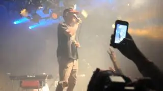 Mac Demarco - covering Neil Young's Unknown Legend - The Goat Farm, Atlanta, GA