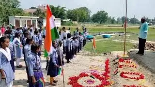 #15 August,# school 🎒🏫 jhanda Rohan per swatantrata Divas 👍