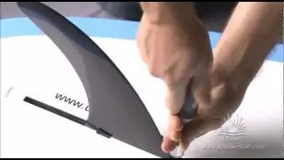 Cruiser SUP - Cruiser Classic 10-6 fin installation.flv