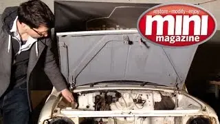 Articulated Mini Clubman bonnet hinges