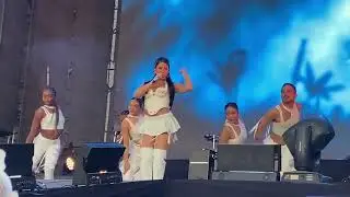 Kali Uchis - Moonlight / Lollapalooza Chile / Santiago, Chile