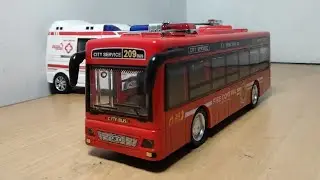 Seberapa Detail Miniature Diecast Models Bus Kebakaran 1:32
