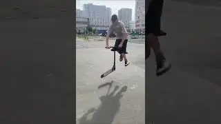 изи с 3 попытки #rideaction #street #plug #flat #scoot #scootering #tricks #самокат #самокаттрюки