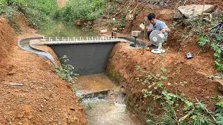 Block small streams to build 160V hydroelectric power plants