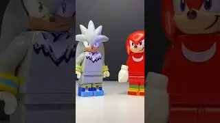 Custom painting a SILVER THE HEDGEHOG LEGO minifigure!! #sonicthehedgehog #lego