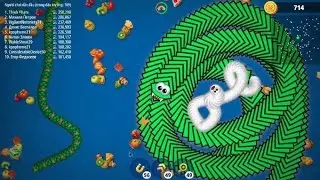 Worms zone 🐍 snake bite me down🐍🤣|#worms #wormszone #wormszonegame #games #gaming 