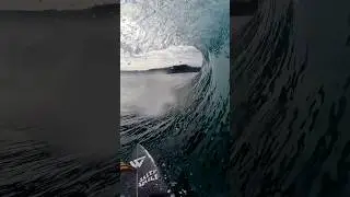 Perfect indonesian barrel 🤯 full VLOG on my channel #surf #surfing #waves #surfers