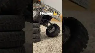 Should I start making legit YouTube videos lmk#traxxas #scalerccrawler #trending #rc #rcdriver