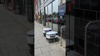 Кооперативные роботы-доставщики в Нортгемптоне (октябрь 2025 г.)
