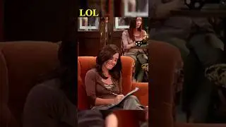 Phoebe's annoying triplets. 😄 #friends #phoebe #comedy