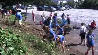 Ориентация в колледже Коннектикута 2013: День общественных работ