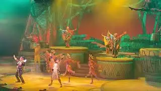 Le Roi Lion et les Rythmes de la Terre - Hakuna Matata - Disneyland Paris