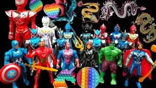 Waaw!!! Kita punya #banyakmainan guyss, ada macam-macam #ultraman  #robotrobotan #superhero #popit