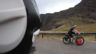 (non) Friendly cyclist on Applecross pass