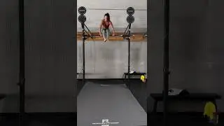 Kip + basket catch + knee giants #girlswholift #fitness #gymnasticsgirl
