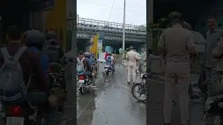 ITO #rain #delhi #delhinews #youtubeshorts #ytshorts #travelchoice