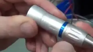 Wie man das zahnarzt Handst&uuml;ck zusammenbauen kann