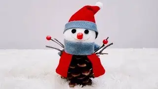 DIY Pine Cone Crafts - Snowman DIY