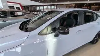 2025 Nissan Versa SR
