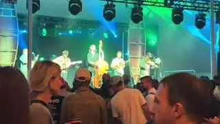 Church street blues - chicken wire empire 