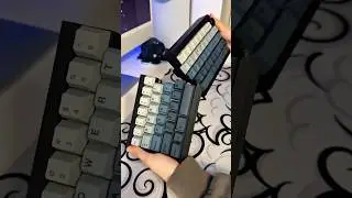 This Keyboard Can Literally Break In Half! 🤯