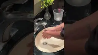 Demonstration of Handwashing hygiene for practical nursing