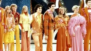 The Shocking Reason &lsquo;Brady Bunch&rsquo; Star Mike Lookinland Asked to Double His Pay