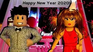 THROWING A PARTY IN MY ROYALE HIGH APARTMENT FOR 2020 | Royale High