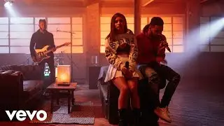 Yungen - All Night ft. Tay&aacute; (Live) - Stripped (Vevo UK LIFT)