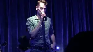Michael Thomas Grant singing 