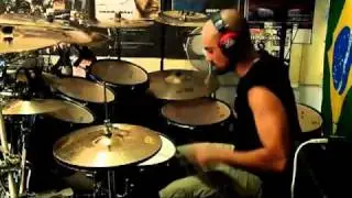 Raphael Saini playing along to a Derek's Roddy track taken from 