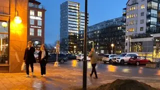 Stockholm Walks: Alvik. Popular suburb center with a mix of old and new. From dusk to dark.