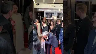 Viggo Mortensen Kissing His Daughter #viggomortensen