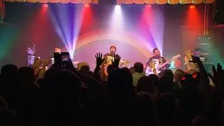 Joe Hertler & The Rainbow Seekers - River Runs Dry (Live at Bell's Eccentric Caf&eacute;)