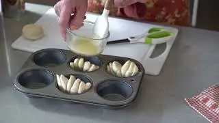 Butterflake Shaped Rolls